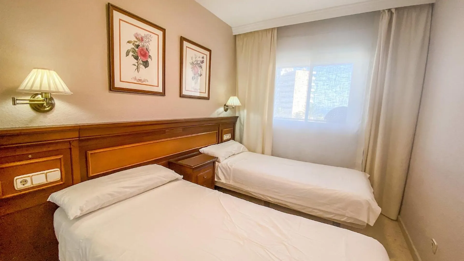 בנאלמדנה Comforting Apartment With Shared Pool