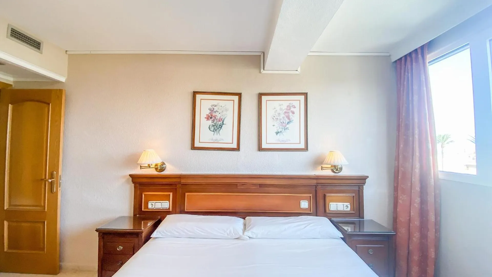בנאלמדנה Comforting Apartment With Shared Pool 0*,